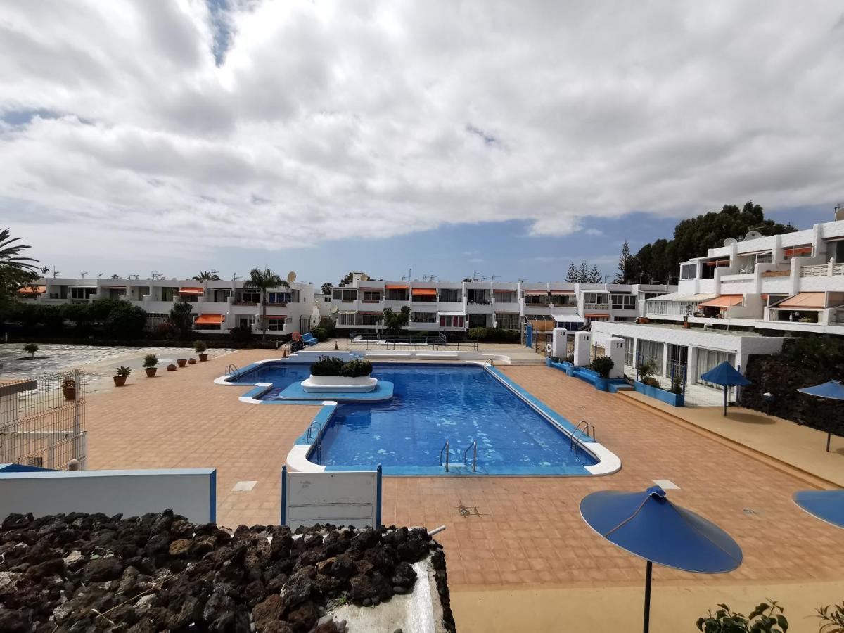 Sunny Apt With Terrace Coastal Area South Arona Arona  Bagian luar foto