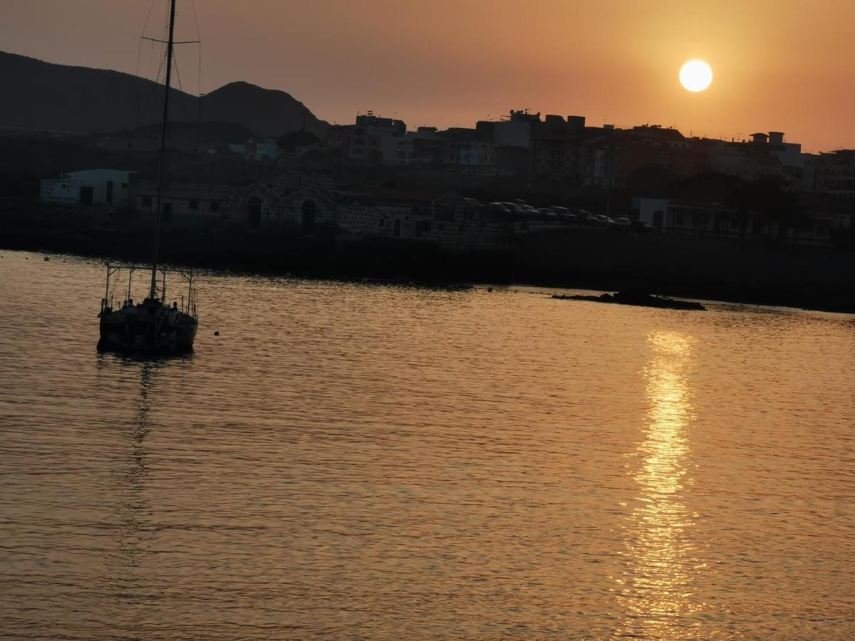 Sunny Apt With Terrace Coastal Area South Arona Arona  Bagian luar foto