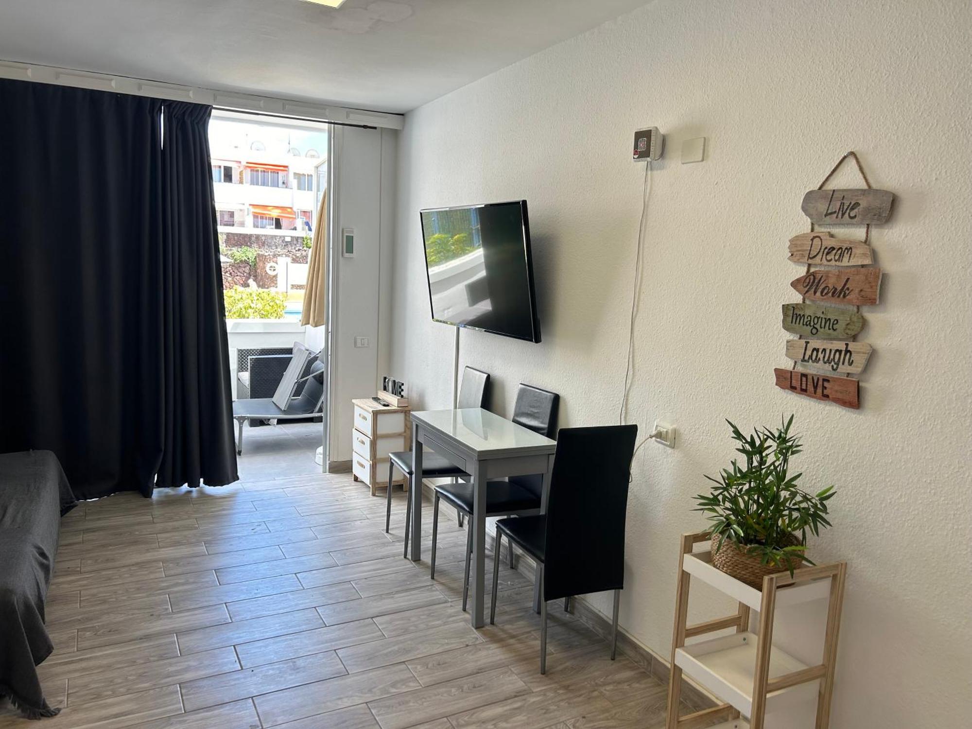 Sunny Apt With Terrace Coastal Area South Arona Arona  Bagian luar foto